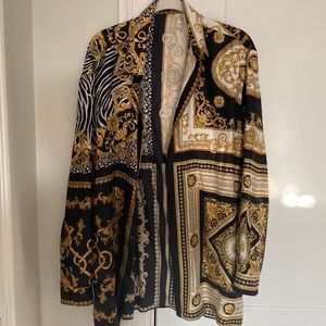 Versace silk authentic shirt. Size 42. In excellent condition